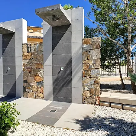 Balcon De La Laguna Ground Floor 3 Bedroom - By Oyoostays