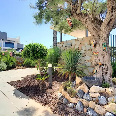 Lägenhet Balcon De La Laguna, Ground Floor Apt, Stunning Garden, Pools - By Oyoostays *