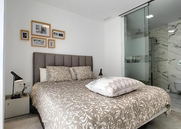 Lägenhet Balcon De La Laguna, Ground Floor Apt, Stunning Garden, Pools - By Oyoostays *