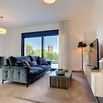 Balcon De La Laguna, Ground Floor Apt, Stunning Garden, Pools - By Oyoostays Апартаменты Торевьиа